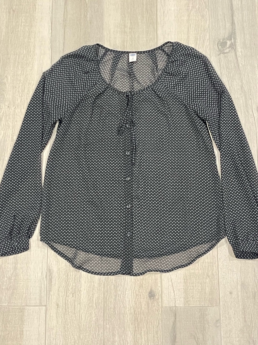 Old Navy XS Tall Black White Print Sheer Button Front Tie Neck Blouse